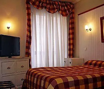 Biney Hotel 3*