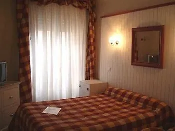 Biney Hotel 3*