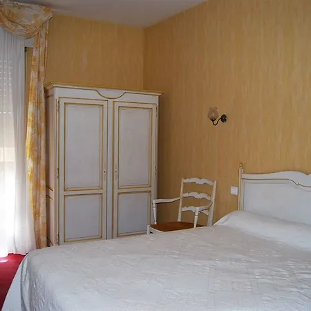 Biney Hotel