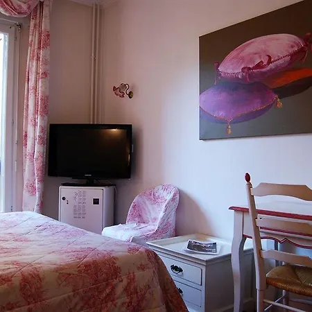 Hotel Biney 3*