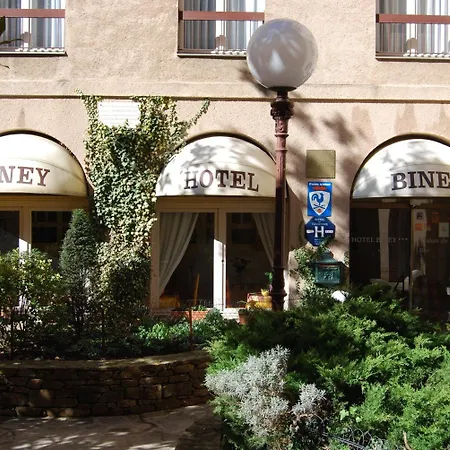 Biney Отель