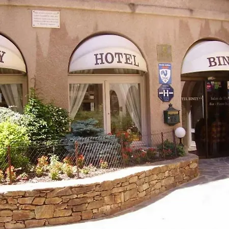 Biney 3*