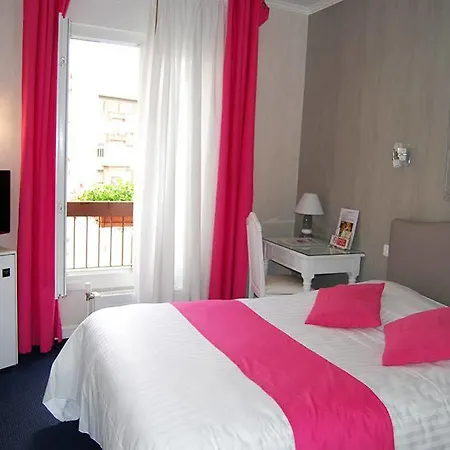 Biney 3* Rodez