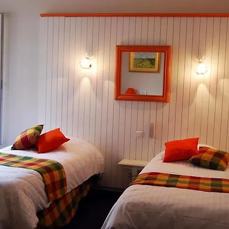 Отель Biney Роде